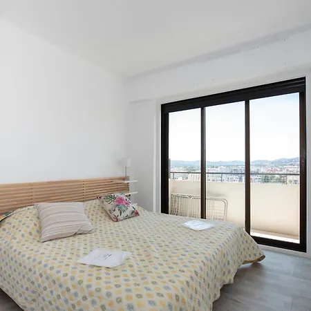 Apartment Location T3 Pour 4 Au Lavandou, Face Mer, Terrasse, Ascenseur - Fr-1-803-40 *